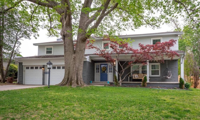 Tulsa House | Charming Home Near Expo, TU & Fair Park - Guest Rated 9.8