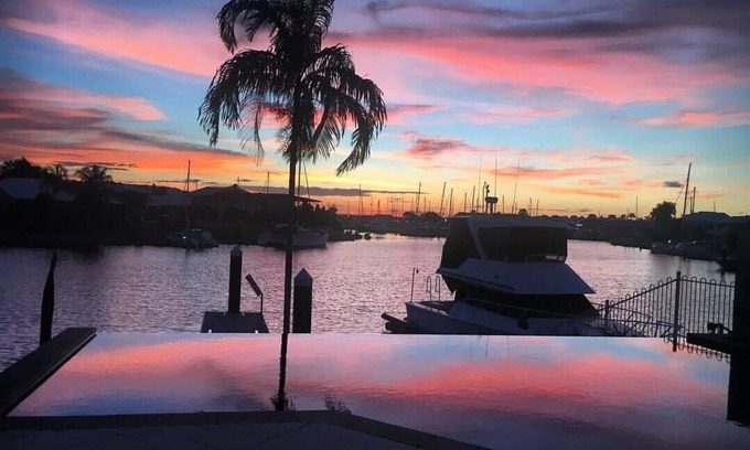 Cullen Bay House | Inviting Waterfront Home at Cullen Bay Marina with Pool