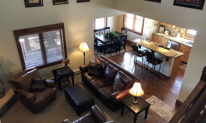 Steamboat Springs Condo | Inviting Steamboat Condo with Spa & Hot Tub Amenities