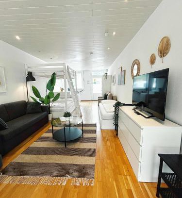 Wandsbek Apartment | Chic Studio Apartment in Prime Urban Location
