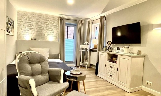 Itzehoe Apartment | Cozy Studio "Sylt" in the Heart of Itzehoe Awaits You