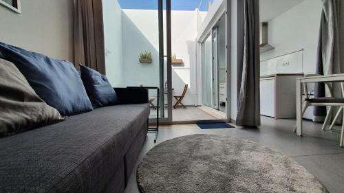 Carrapateira Apartment | Delightful Studio with Oceanfront Patio in Carrapateira