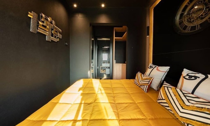 Scarlino Apartment | Cozy Vrbo Property with Hot Tub and Breakfast Included