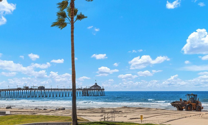 Imperial Beach Condo | Sunny 3 Bedroom Ground Floor with Oceanfront Views