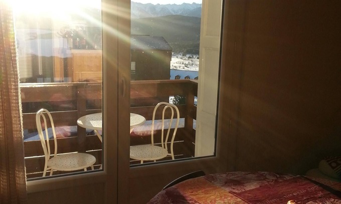 Les Angles Apartment | Sunny Village Apartment with Pool & Spa - Rated 9.6/10