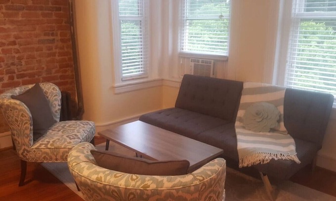 Adams Morgan Bed & Breakfast | Bright Studio Retreat in Lively Adams Morgan