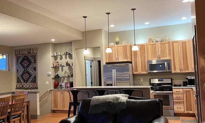 Salida House | Inviting Townhome with Pet-Friendly Amenities in Salida