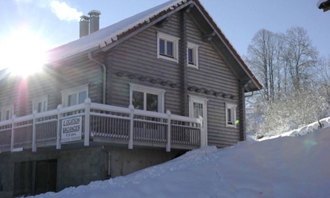 Foncine-le-Bas Ski Chalet | Enchanting Log Cabin Retreat in Foncine le Bas - 9.4/10