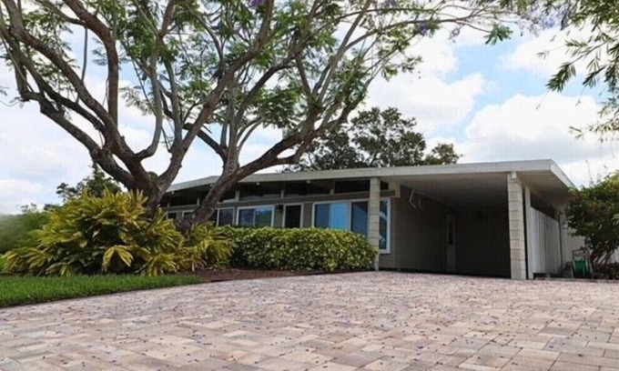 Southgate Villa | Ideal Two-Bedroom Retreat with Pool & Oceanfront Views