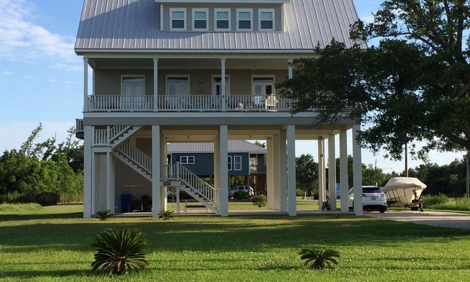 Bay St Louis House | Idyllic Two-Story House on the Water with Private Pier