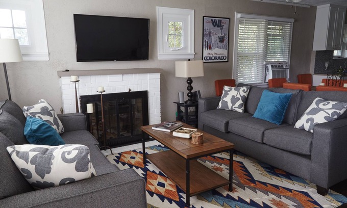 Edgewater House | Charming 3BD Home with Lake View and Backyard Retreat