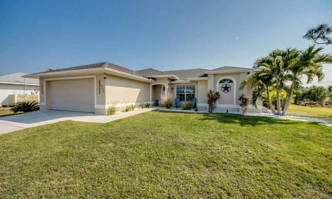 Gulf Cove House | Inviting Holiday Villa with Pool and Ocean Views in Florida