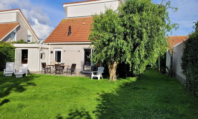 Obertressen House | Oceanfront Retreat: Guest Rated 10/10 with Amazing Amenities