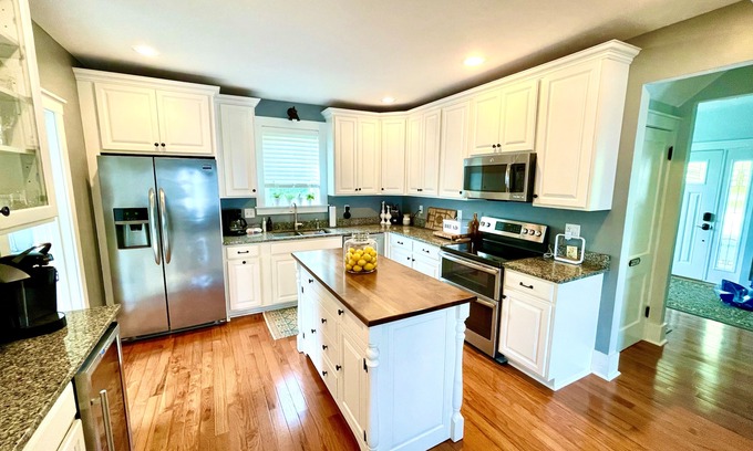 Donegal House | Exceptional Vacation Home in Champion with Top Amenities