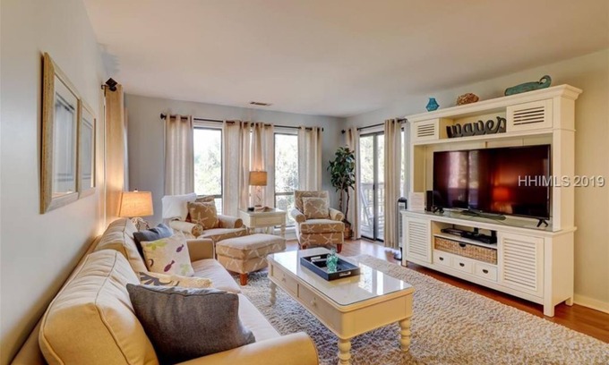 Palmetto Dunes Villa | Stunning Villa Steps from Beach with Ocean Views & Pool