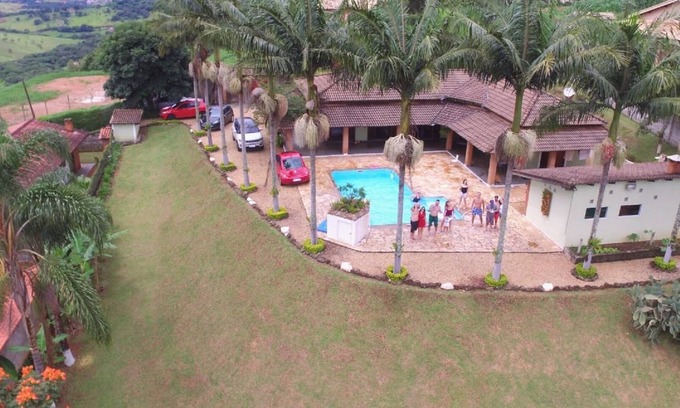 Extrema House | Scenic Ocean View Hotel with Pool and Pet-Friendly Options