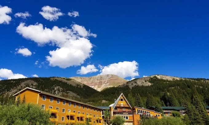Breckenridge Apartment | Breathtaking Views of Mt Quandary from Your Private Balcony