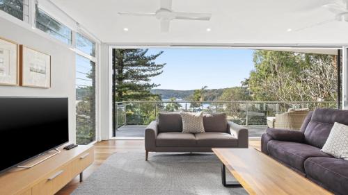 Wagstaffe House | Discover Serene Beaches and Scenic Bush Walks Nearby