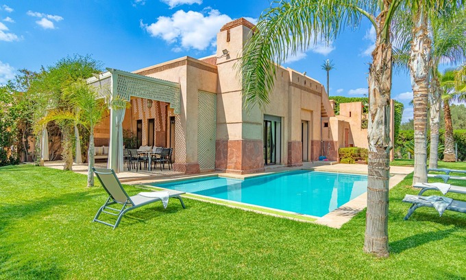 Oulad Hassoune Villa | Serene Villa for 6 with Private Pool & Garden in Marrakech