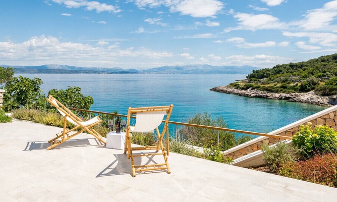 Cove Donja Krusica (Donje selo) Villa | Beautiful Villa Artemis