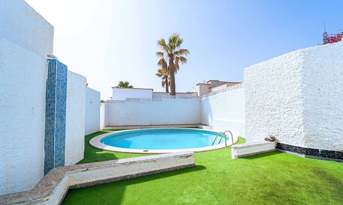 Poris de Abona Villa | Inviting Villa Duque with Pool and Parking in Poris Abona