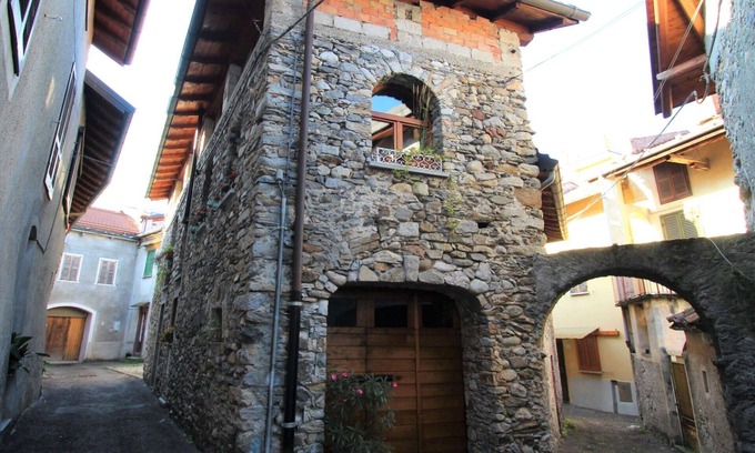 Castelveccana House | Inviting Villa for 4 with Lake View and Spa Amenities