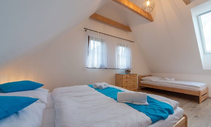 Straz nad Nezarkou House | Cozy Villa for 5 with WiFi, Terrace, and Pet-Friendly Stays
