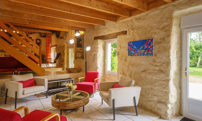 Plovan House | Ideal Villa with Ocean View, Terrace and Family Amenities