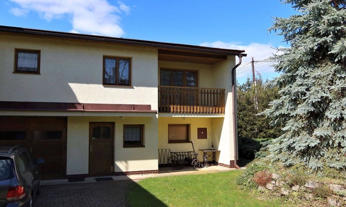 Tatobity House | Ideal Villa for 6 with WIFI, Kitchen, Patio & Parking