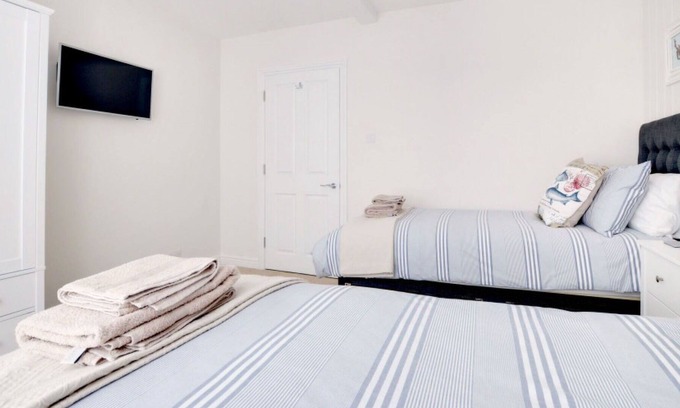 Lynmouth Villa | Beautiful villa for 4 people with WIFI, TV and parking