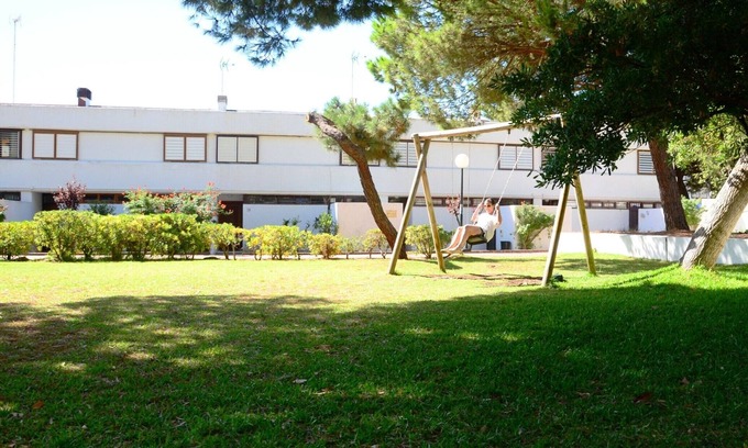 Punta Umbria Ski Chalet | Cozy Villa Steps from the Beach with Pool and Ocean View