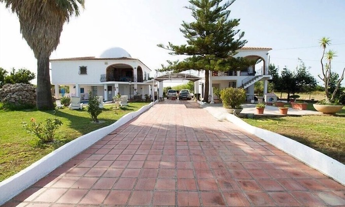 Oliva Villa | Idyllic Villa in the Heart of Valencia's Orchard Oasis