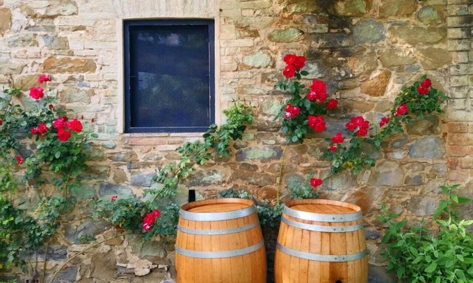 Torgiano Villa | Elegant Villa in Umbria with Pool and Spa Amenities