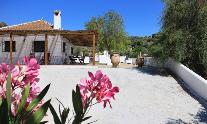 Algodonales Villa | Enchanting Villa Set in the Scenic Andalucian Countryside