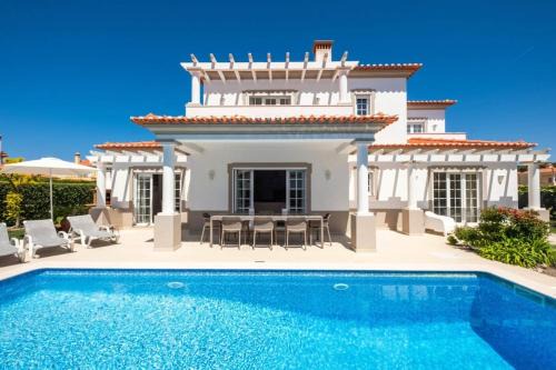 Praia del Rei Villa | Newly Renovated Villa on Premier Portuguese Resort