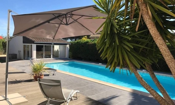 Portiragnes Villa | Idyllic Villa with Heated Pool and Ocean Views, 9.8/10 Rated
