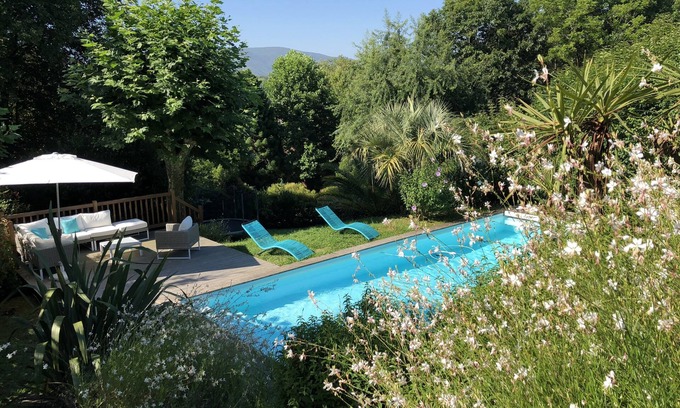 Behobie House | Exquisite Villa with Pool Near Saint-Jean-de-Luz - Guest Rated 9.8