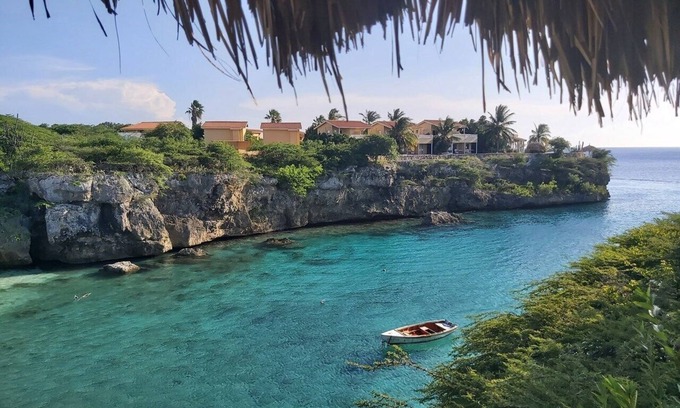 Fontein Villa | Stunning Villa Park Fountain with Private Pool and Ocean View