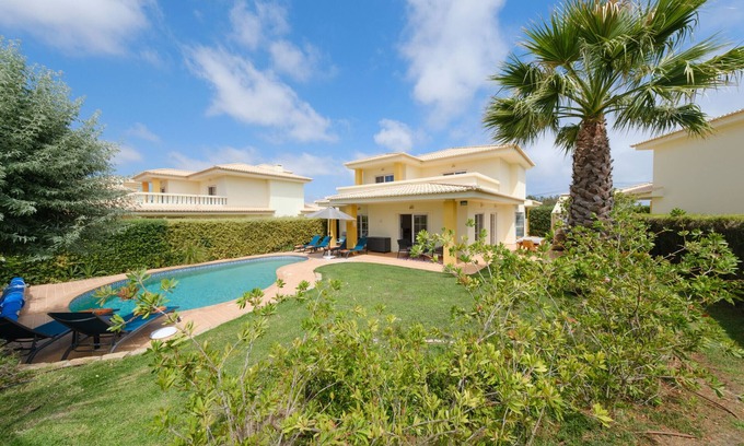 Atalaia Villa | Beautiful villa with private pool [130]