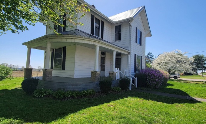 Inglefield Other | Charming Vintage Farmhouse with Pool & Family-Friendly Amenities