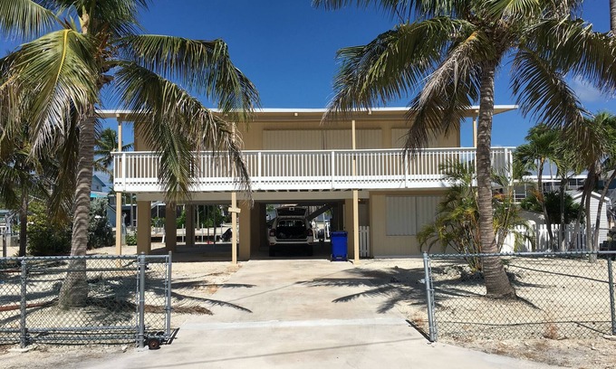 Islamorada House | Scenic Waterfront Retreat with Private Dock in Islamorada