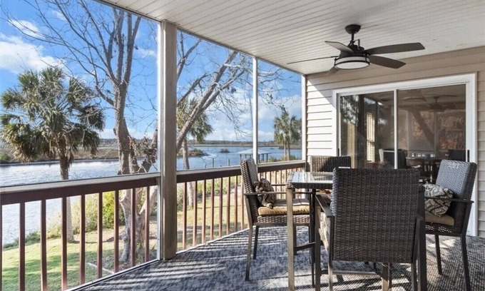 Old Homosassa House | Top-Rated Waterfront Home with Dock in Old Homosassa
