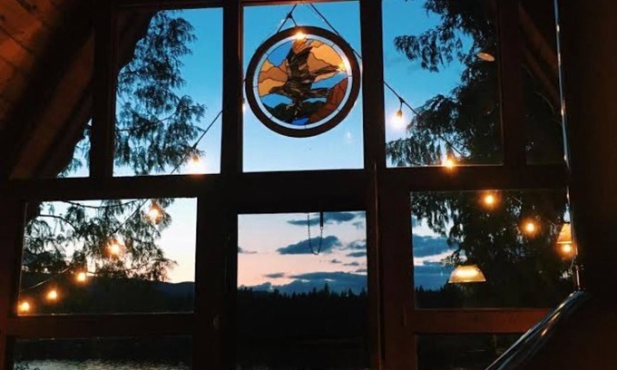 Newport Cabin | Idyllic Waterfront Retreat at Sacheen Lake with Pool