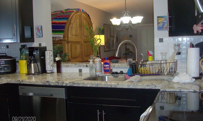 Villages of Oriole Condo | Serene and Well-Maintained Condo with Pool & Breakfast