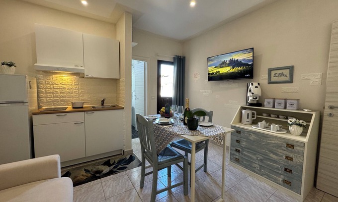 Casteldaccia Apartment | Beautiful Zagara Studio Apartment