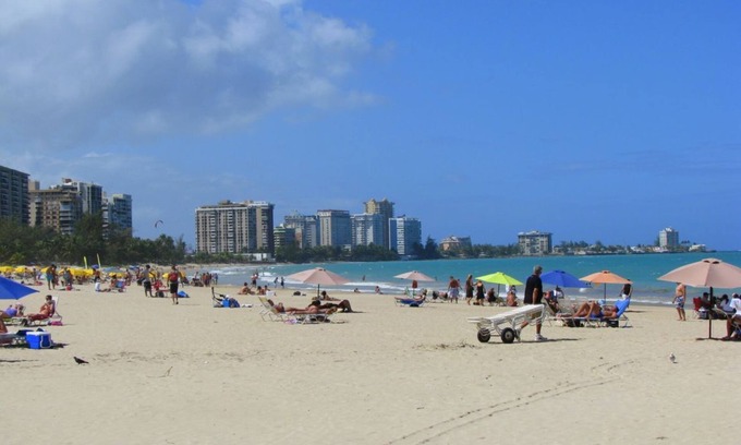 Isla Verde Apartment | Oceanfront Paradise at Coral Beach Isla Verde - Rated 9/10