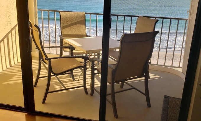 Fort Pierce Shores Condo | Oceanfront Retreat: Serenity on the Sea Awaits You