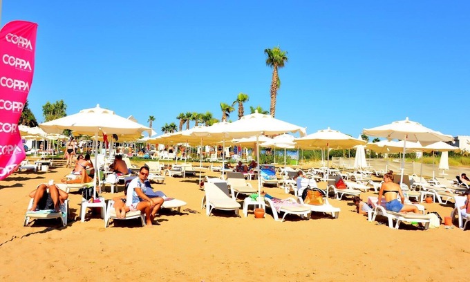 Kemer Mahallesi Apartment | Inviting 2 Bed Apartment with Ocean View and Pool Access