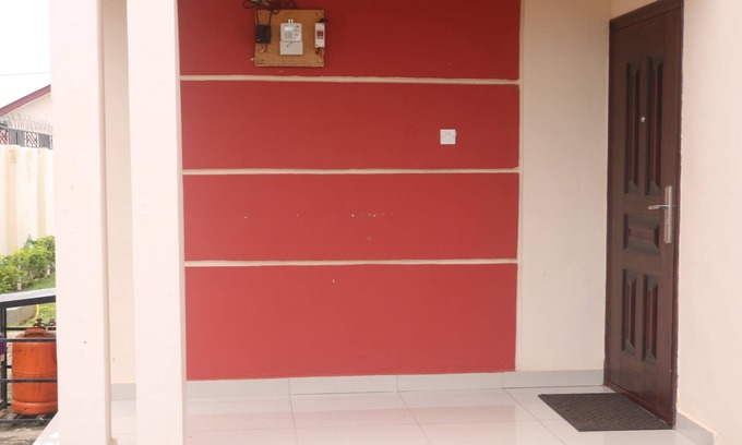 West Coast Division House | Stylishly Furnished Home with Kitchen and Family-Friendly Vibes