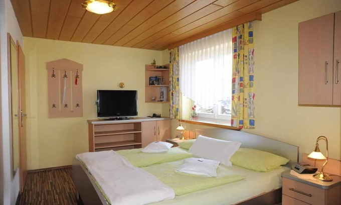 Bodenmais Apartment | Inviting Guest House in Bodenmais with Spa and Breakfast
